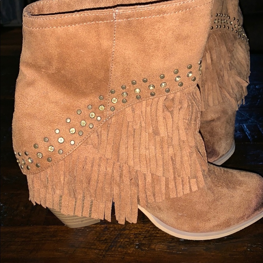 Not Rated Booties - Picture 2 of 8